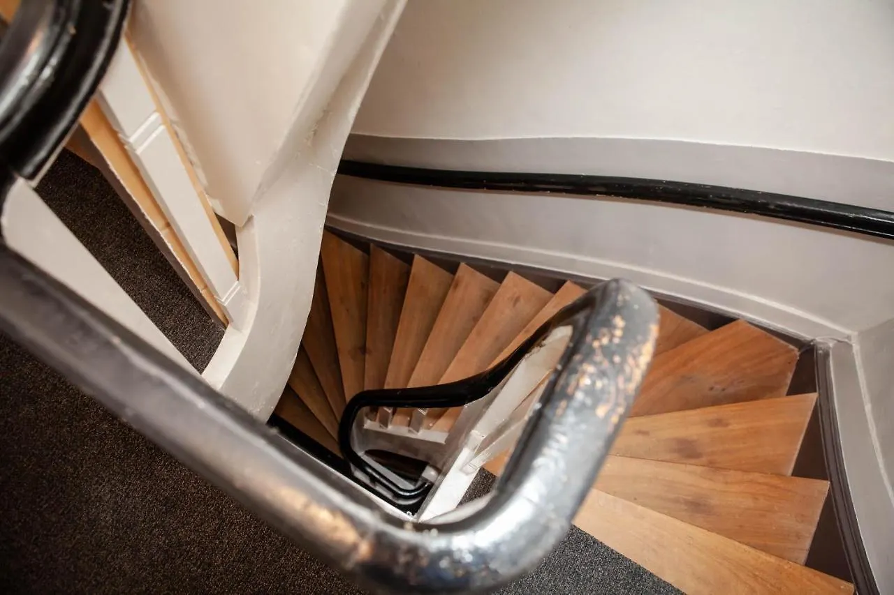 Zwanestein Canal House Bed & Breakfast Amsterdam