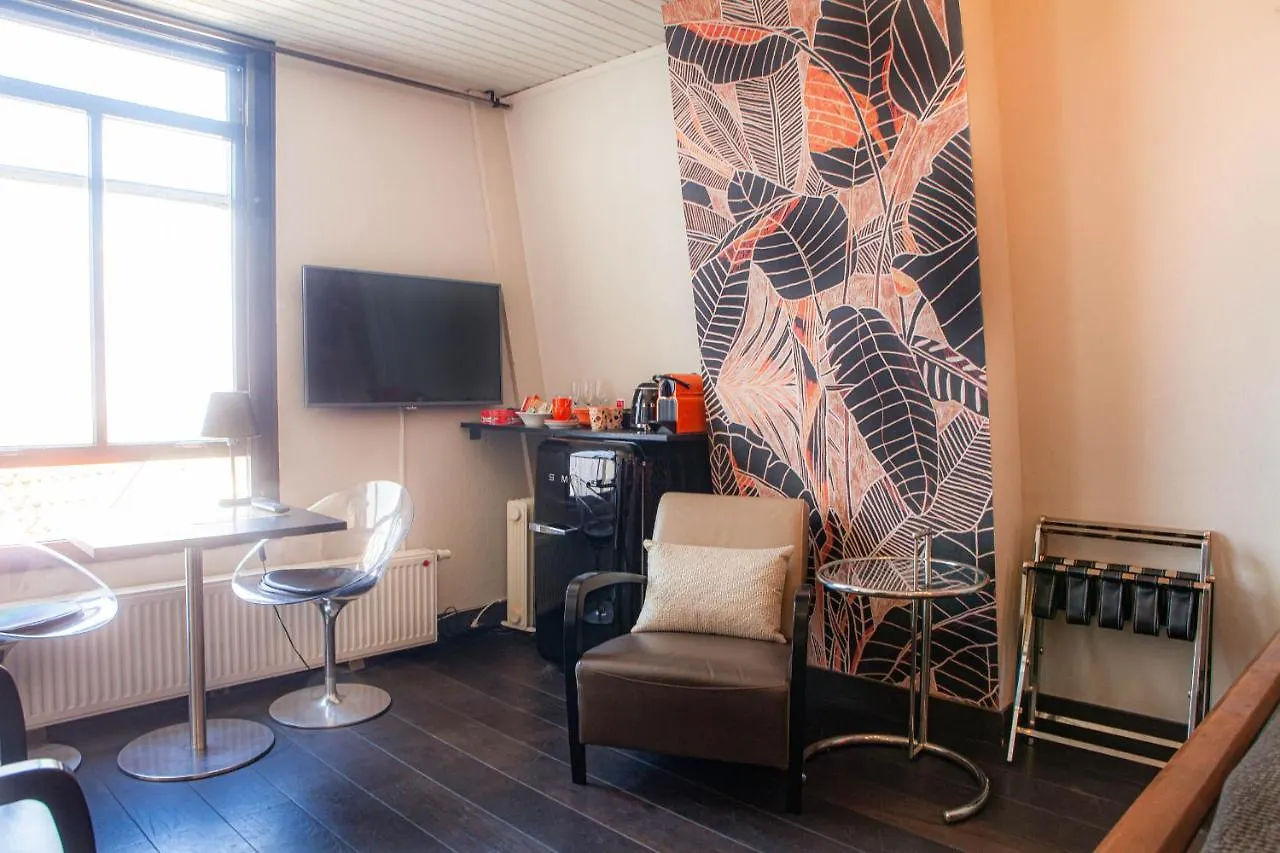 Zwanestein Canal House Bed & Breakfast Amsterdam